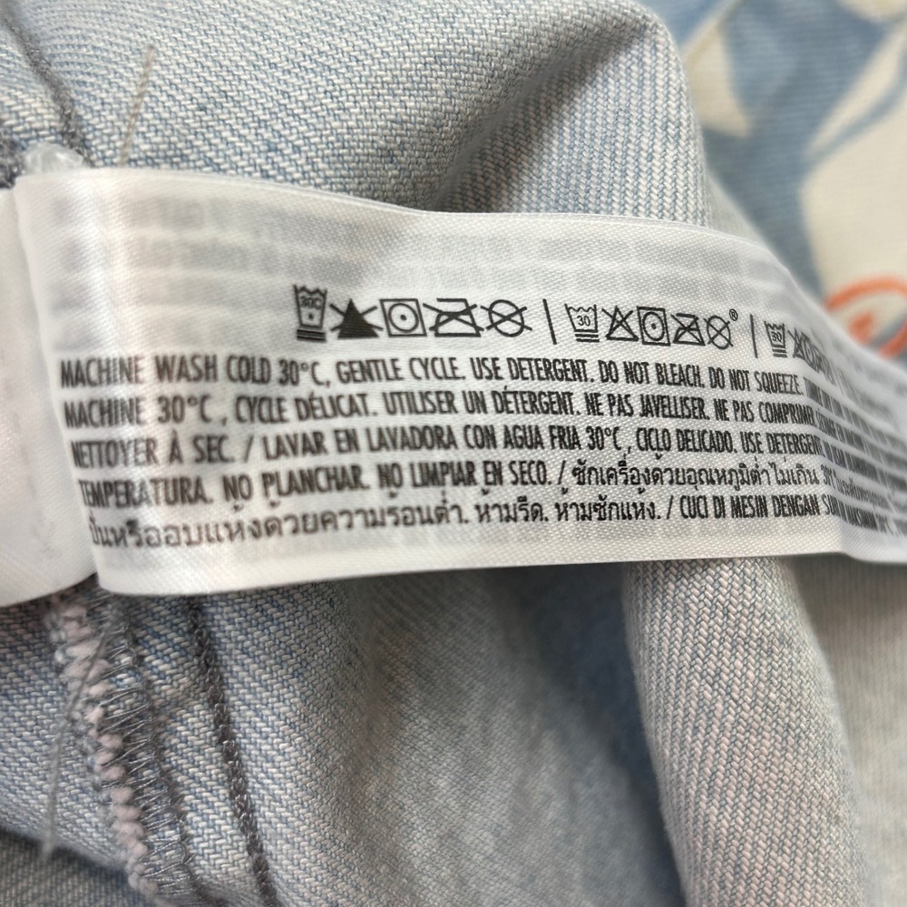 NWT Disney Color Me Courtney‎ Princess Tiana S Button Down Hawaiian Denim Shirt - Picture 11 of 13